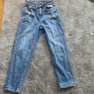 size 2 regular american eagle mom straight jeans